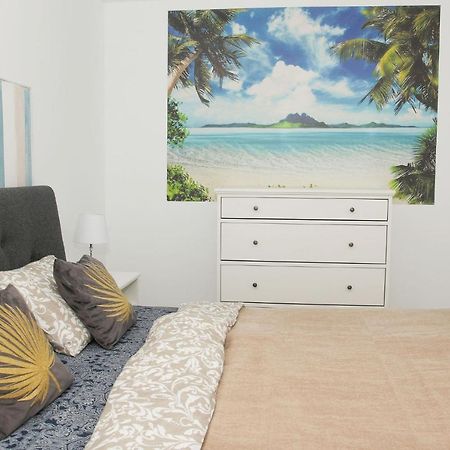Family Apartment Walking Distance To The Sea And All Amenities Sitio de Calahonda ภายนอก รูปภาพ