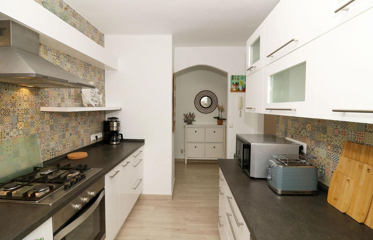 Family Apartment Walking Distance To The Sea And All Amenities Sitio de Calahonda ภายนอก รูปภาพ