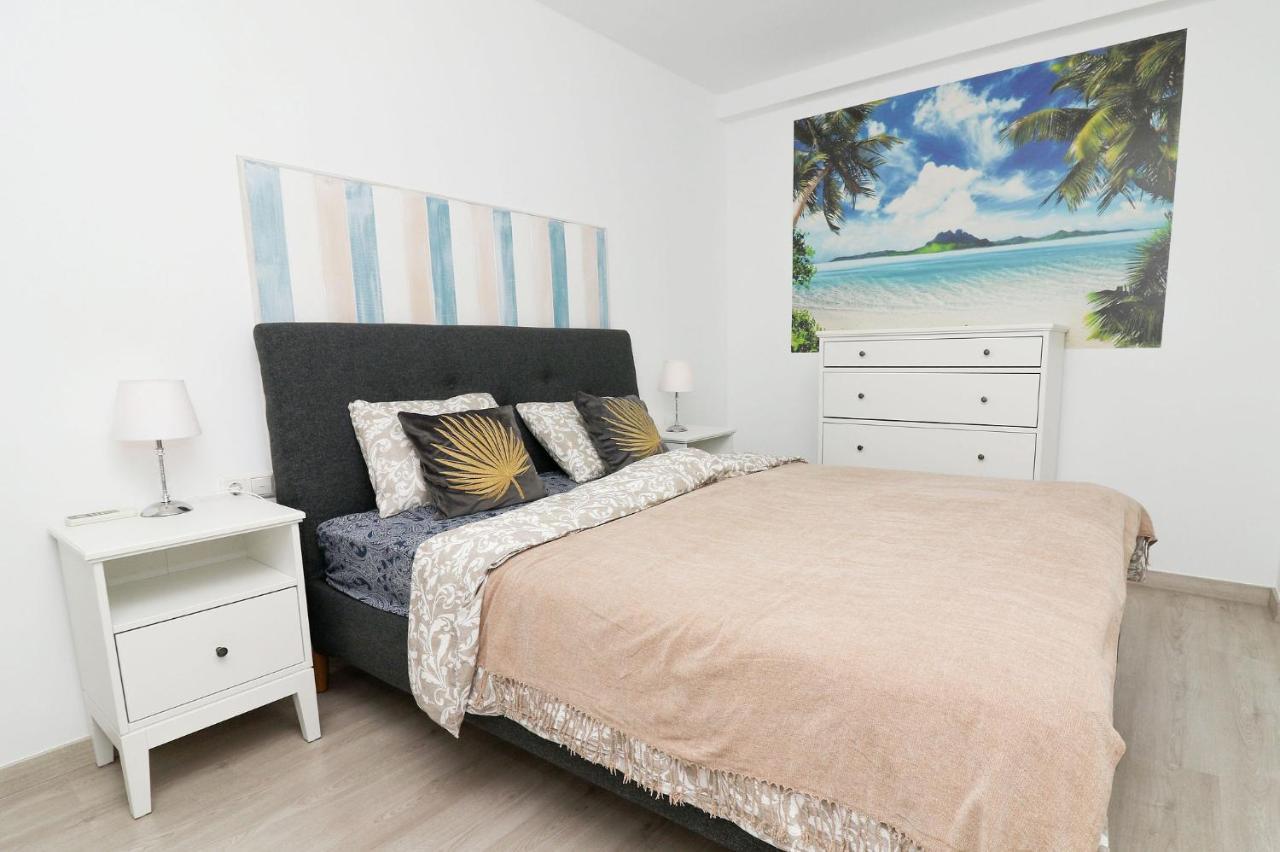 Family Apartment Walking Distance To The Sea And All Amenities Sitio de Calahonda ภายนอก รูปภาพ