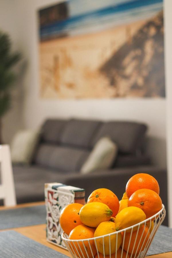 Family Apartment Walking Distance To The Sea And All Amenities Sitio de Calahonda ภายนอก รูปภาพ