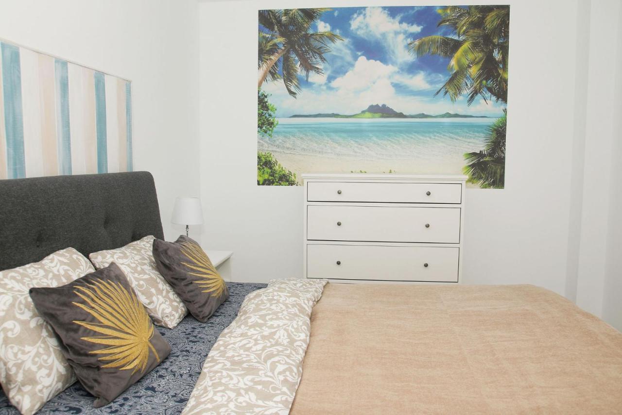 Family Apartment Walking Distance To The Sea And All Amenities Sitio de Calahonda ภายนอก รูปภาพ